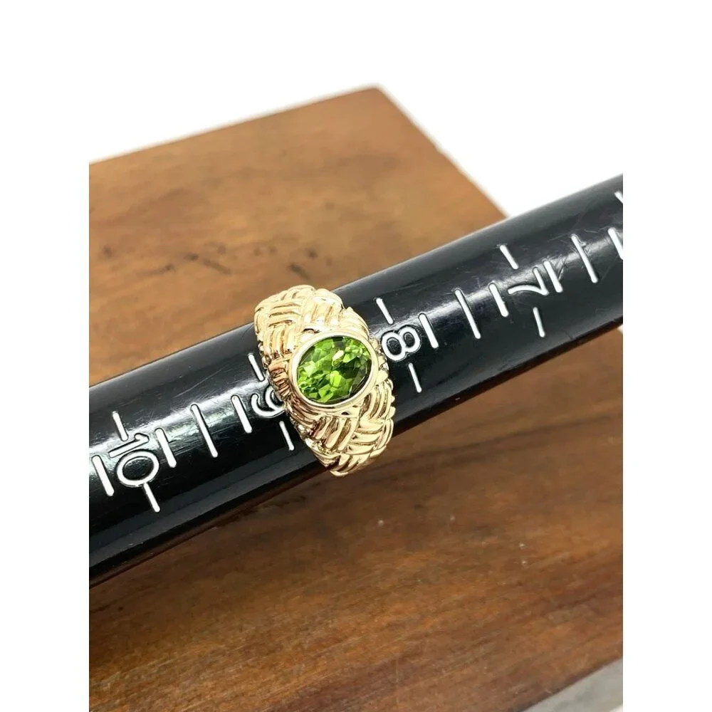 Green Gemstone Cocktail Ring 10k Yellow Gold Estate Jewelry Women's Size 8.75